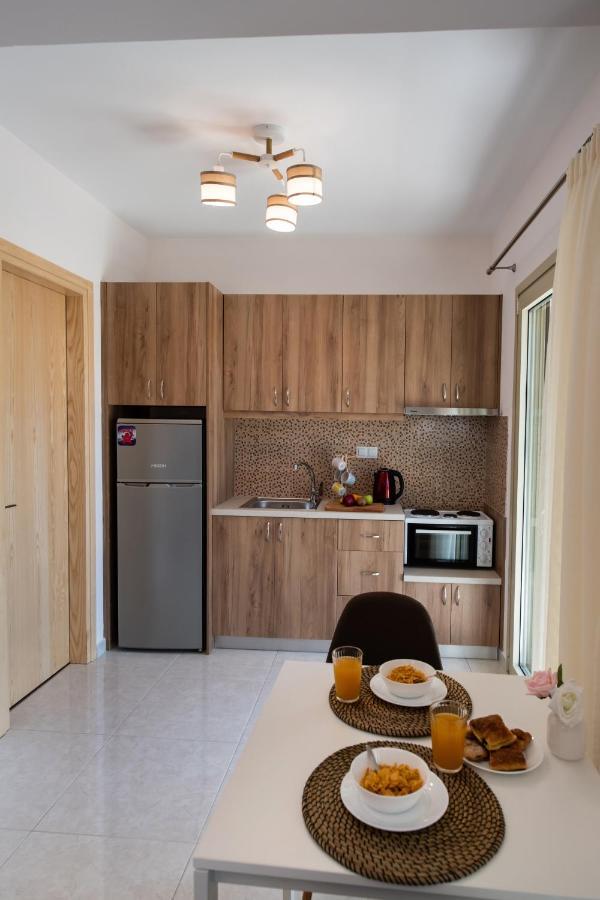 Bounatsa Studios & Apartments Нідрі Екстер'єр фото